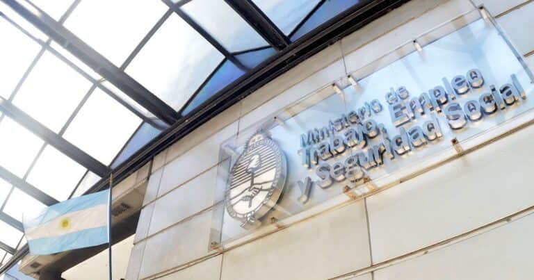 Inflación y negociación salarial: cómo desactivar “pactos de ineficiencia”