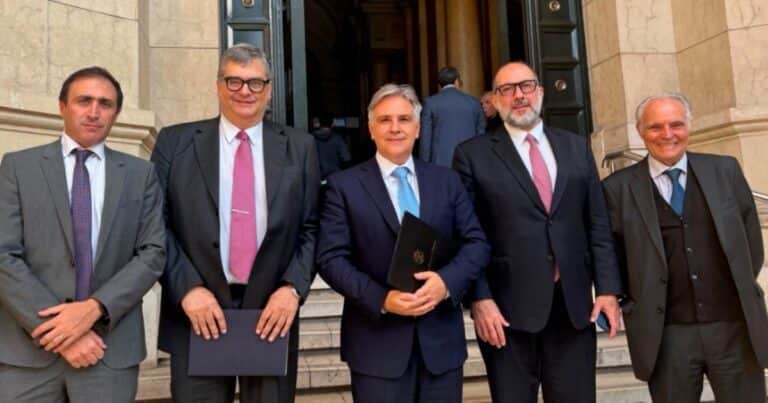 El Gobierno reconoció ante la Corte Suprema la deuda con Córdoba y le pagará 5 mil millones por mes por la caja jubilatoria