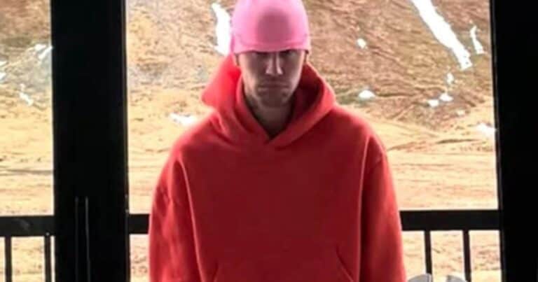 Justin Bieber preocupa a sus fans con nuevas publicaciones donde parece fumar en un bong