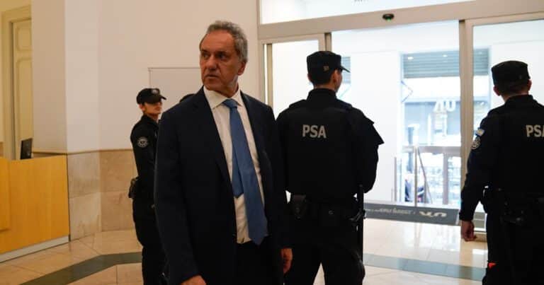 Eligen a un nuevo presidente de ONU Turismo y afirman que Scioli apoya a un georgiano catalogado de «comunista»