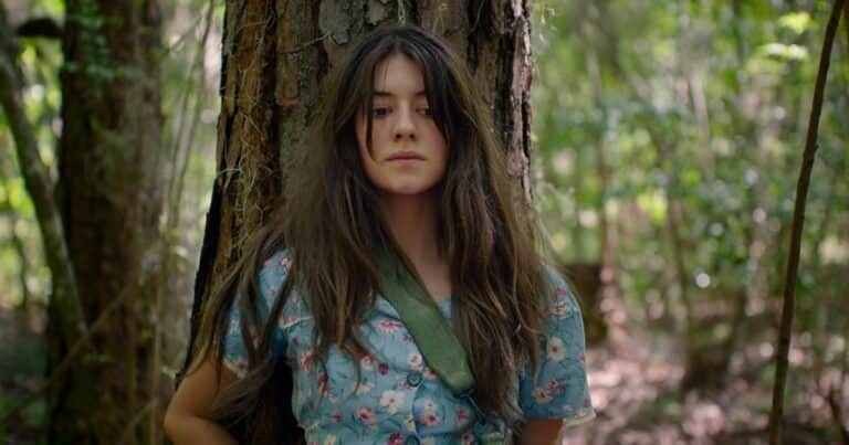 La oscura historia real que esconde La chica salvaje, la película del momento en Netflix