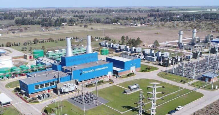 Uno de los principales grupos energéticos advirtió que no podrá pagar su deuda y se encamina al default