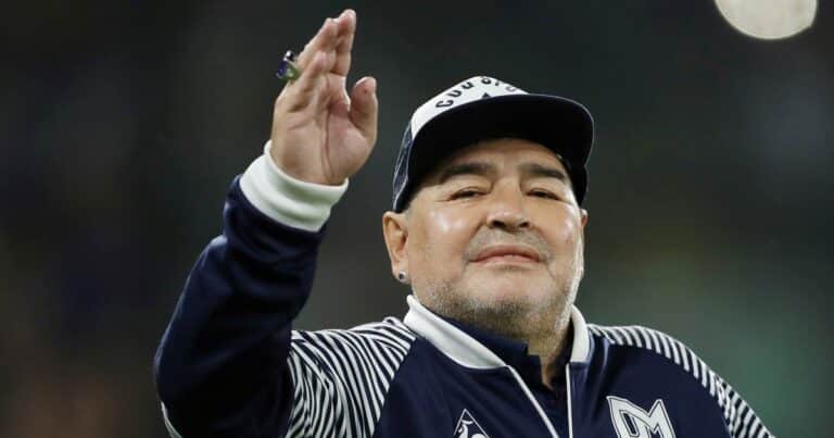 El dramático relato de un acompañante terapéutico de Maradona: “Era feliz cuando estaba con sus hijos y el nieto, cuando se iban se apagaba»