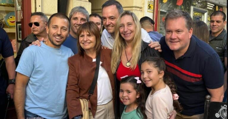 Patricia Bullrich rompe oficialmente con el PRO y se afilia a La Libertad Avanza: el apoyo a Adorni y el respaldo de Karina Milei