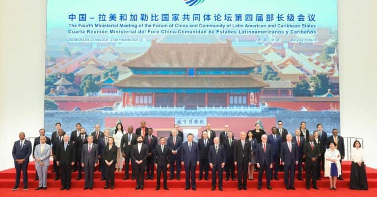 Cumbre CELAC-China: mientras busca no desairar a Xi Jinping, Argentina fue el único país de la región que no firmó el documento final