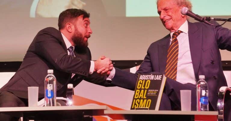 Agustín Laje presentó su libro ante casi mil personas, reinvindicó la batalla cultural e hizo el «dream team» de su Latinoamérica ultraderechista