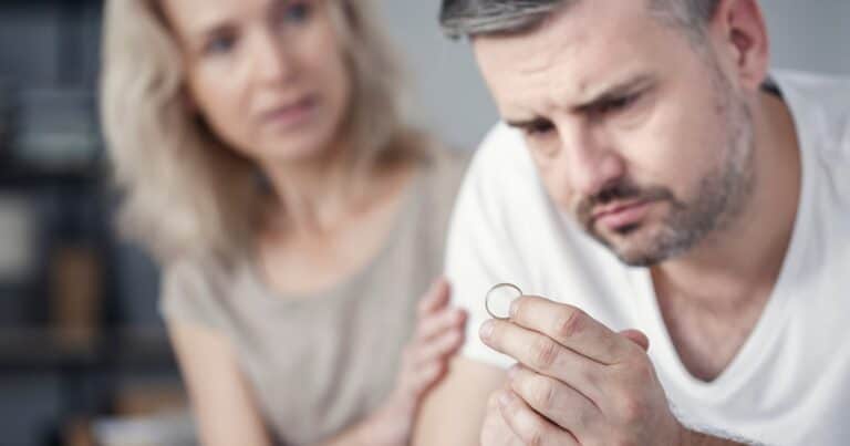 A qué edad se separan más parejas, según estudios de comportamiento humano