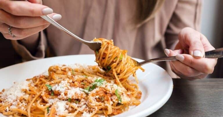 Por qué los italianos no engordan al comer pasta: lo responde un cirujano bariátrico