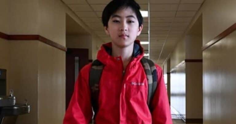 El niño prodigio que se graduó a los 12 años y quiere ser piloto a los 16