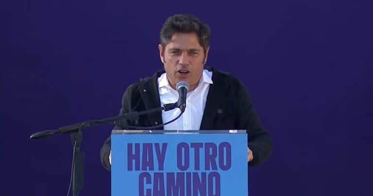 Axel Kicillof dijo que la receta de Milei para bajar la inflación es «dólar planchado y salario destrozado»