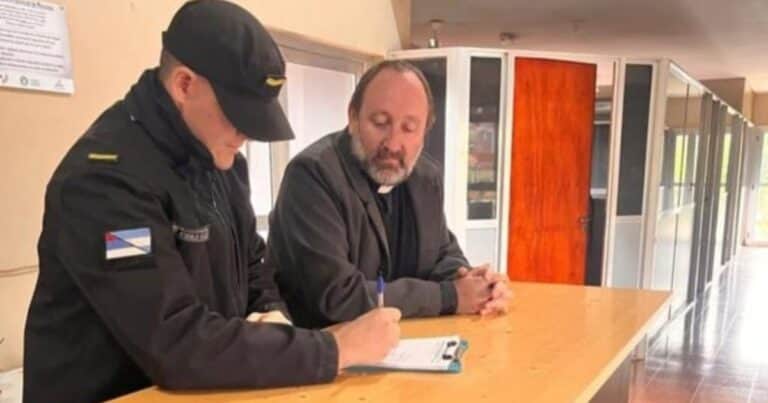La policía de Misiones ordenó a dos capellanes a trabajar en comisarías: fue después de que criticaran al gobierno provincial en sus homilías