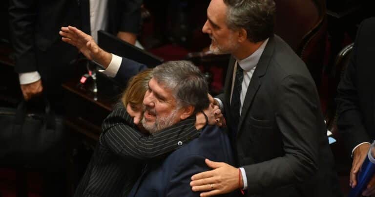 Por un voto, el Senado rechazó Ficha Limpia y Cristina Kirchner podría ser candidata nacional en octubre
