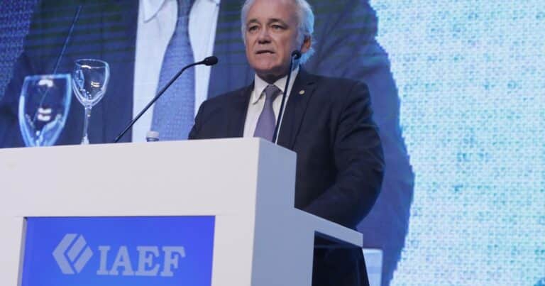 El vicepresidente del Central aseguró que sin cepo la economía va a crecer y confirmó un nuevo crédito «REPO» con bancos