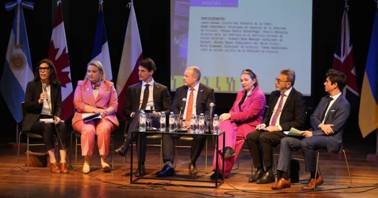 Alertan sobre la presencia de propaganda política rusa en la Argentina