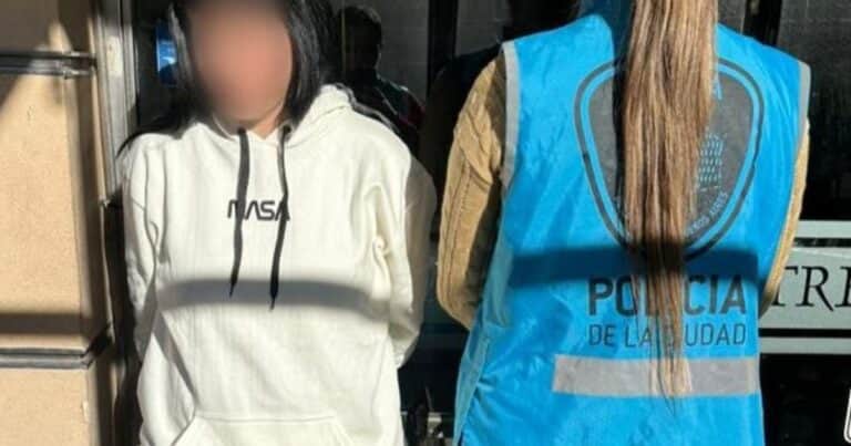 Atraparon a una estafadora inmobiliaria: ofrecía casas por $ 1 millón simulando ser funcionaria del Instituto de la Vivienda porteño