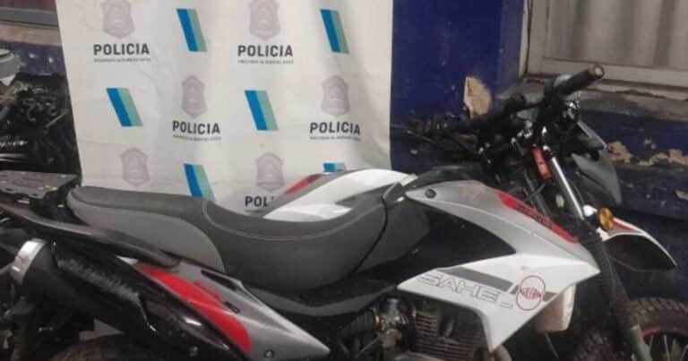 Inseguridad en el Conurbano: le robaron a su novia, atropelló a los motochorros y mató a uno de los ladrones