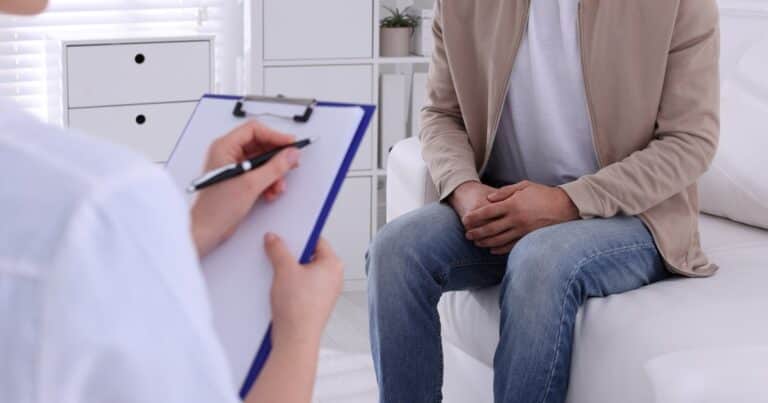 Qué pasa si no se trata la candidiasis en el hombre