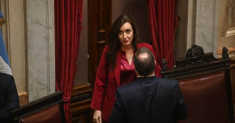 Villarruel designó en el Senado a un ex militar de Inteligencia acusado de ordenar la destrucción de pruebas de delitos de lesa humanidad