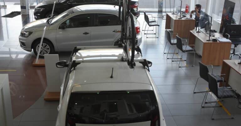 Las automotrices frenan subas en sus listas de precios de este mes después de la presión del Gobierno