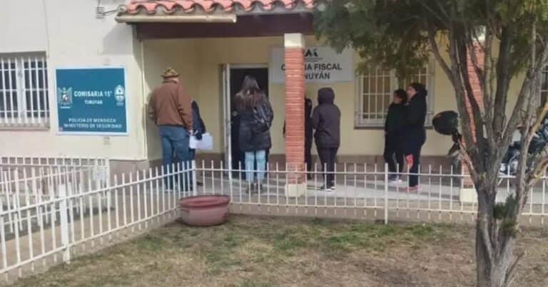 Investigan en Mendoza a una mujer que habría intentado vender a su nieto por 14 millones de pesos: hay tres detenidos