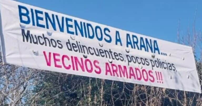 «Señor chorro: pase tranquilo» y «Los gobernantes no trabajan»: los pasacalles que denuncian la inseguridad en una zona rural de La Plata