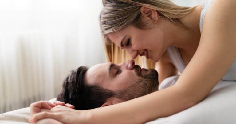 A qué edad los hombres disfrutan más de la intimidad