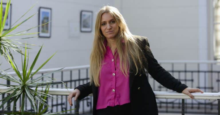 Carignano redobló su discurso y apuntó a Lemoine y Santillán: «El Congreso está lleno de gatos, de chicas que hacen otra actividad»