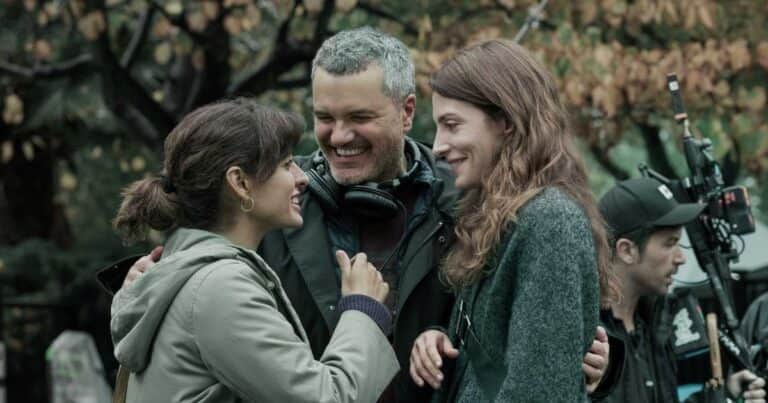 Creó Élite y ahora la rompe con Legado: 5 preguntas al hombre que domó Netflix con series sobre sexo y poder