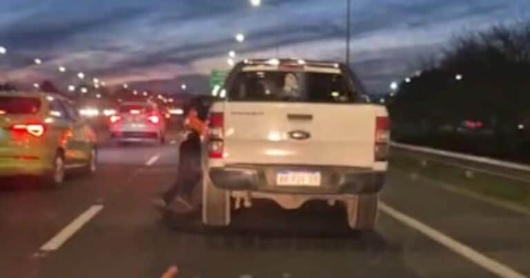 Córdoba: un policía fue arrastrado por un conductor que evitó un control de alcoholemia y se salvó de milagro