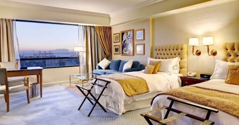 Hoteles caros en dólares: pese a la baja de precios, la Argentina tiene unas de las tarifas más altas de la región
