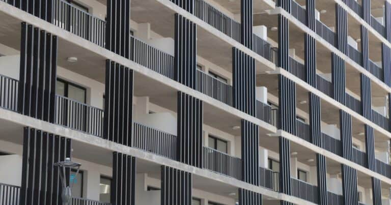 Propiedades: hay récord de escrituras, pero aparece una luz roja sobre los créditos hipotecarios