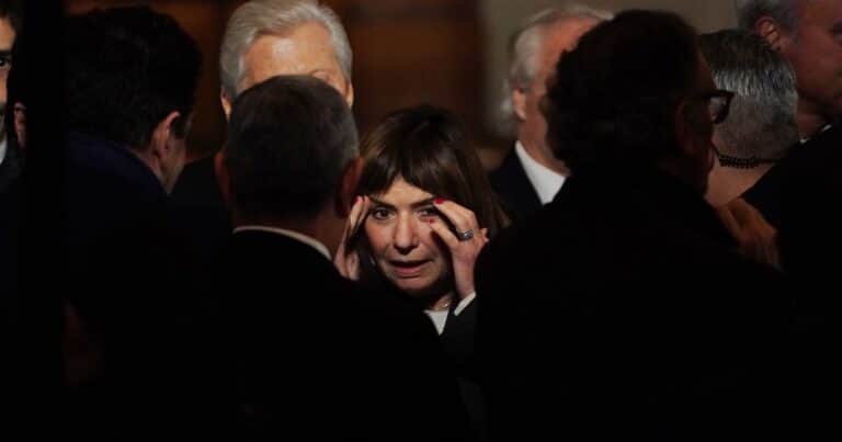 Bullrich volvió a cruzar a Villarruel por la derrota del Gobierno en el Senado y advirtió: «El kirchnerismo quiere ver a Milei subiéndose a un helicóptero»