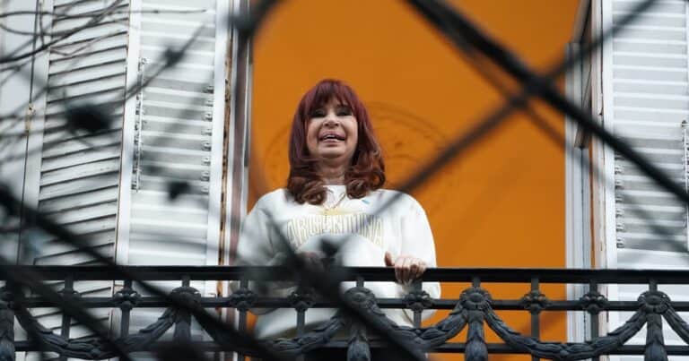 El Tribunal intimó a Cristina y los demás condenados a que depositen U$S 537 millones en diez días hábiles