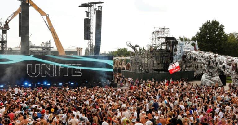 Tras el incendio, Tomorrowland sufrió otra tragedia: una mujer murió en la inauguración del festival