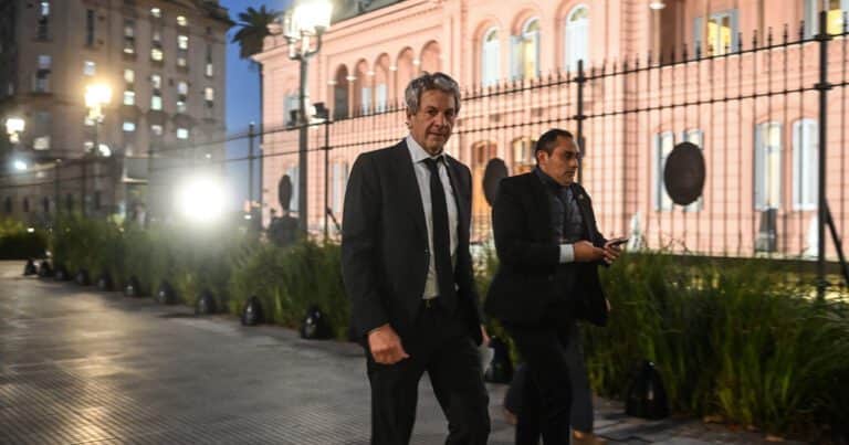 «Payasesco» y «catastrófico»: el número dos de Luis Caputo salió a contestar las críticas de Joseph Stiglitz a Milei