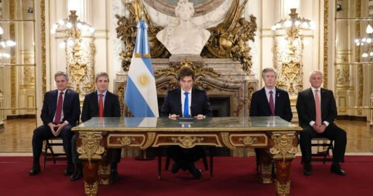 Uno por uno, los vetos Javier Milei: por estas leyes que sancionó el Congreso el Presidente denuncia «sabotaje»