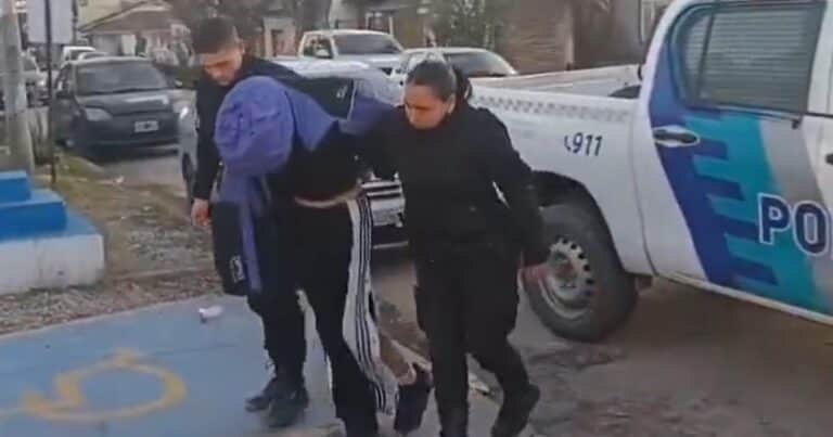 Locura en Mar del Plata: apuñaló al perro de su vecina porque había mordido a su caniche