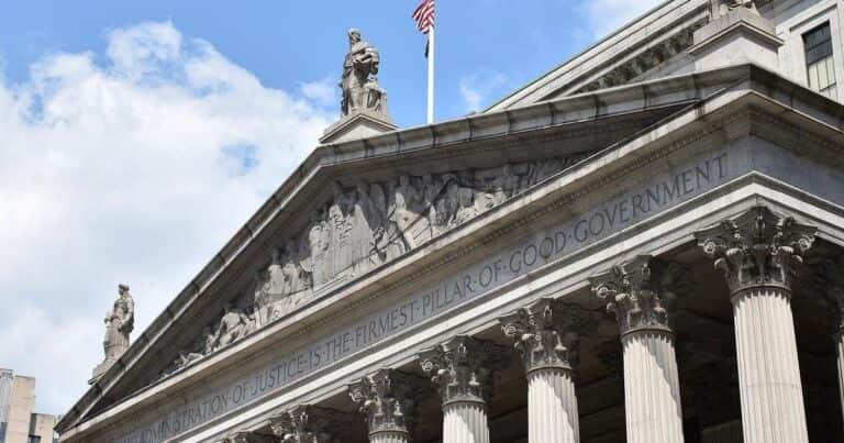 Otro fallo favorable para la Argentina: la justicia de Nueva York rechazó el pedido de los fondos en el caso “Cupón PBI”