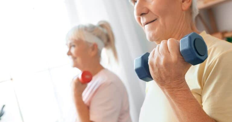 Estilo de vida 100+ años: hábitos de longevidad que podés incorporar hoy