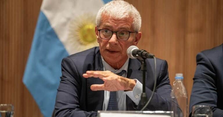 Un custodio del ministro Cúneo Libarona baleó a un ladrón en medio del robo de un auto en Moreno