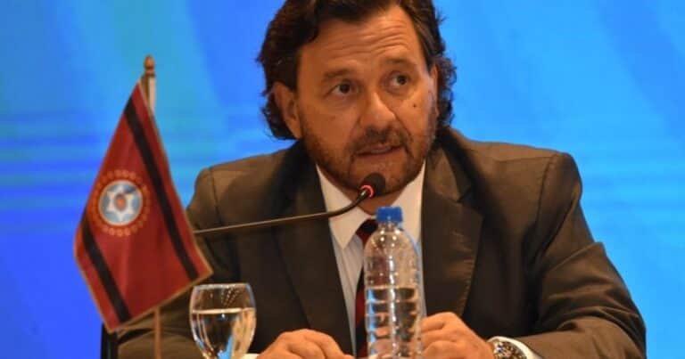 El mandatario de Salta reclamó a Milei «que trabaje con los gobernadores»