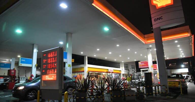 Los dueños de Shell en Argentina empiezan a recibir ofertas por sus estaciones de servicio