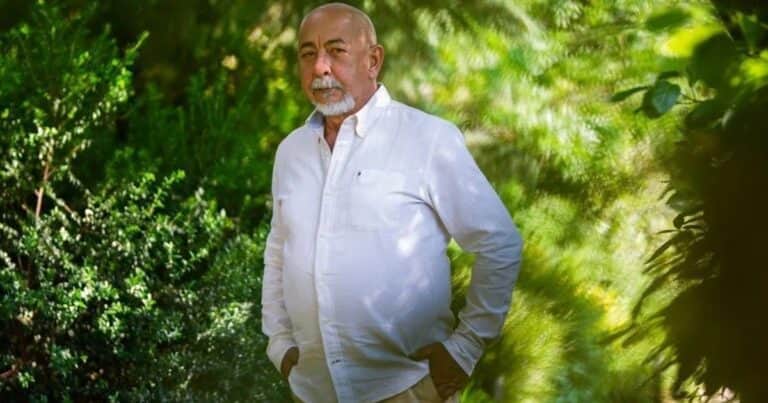 Leonardo Padura retrata en «Morir en la arena» la crisis cubana: “La miseria crea miserables”