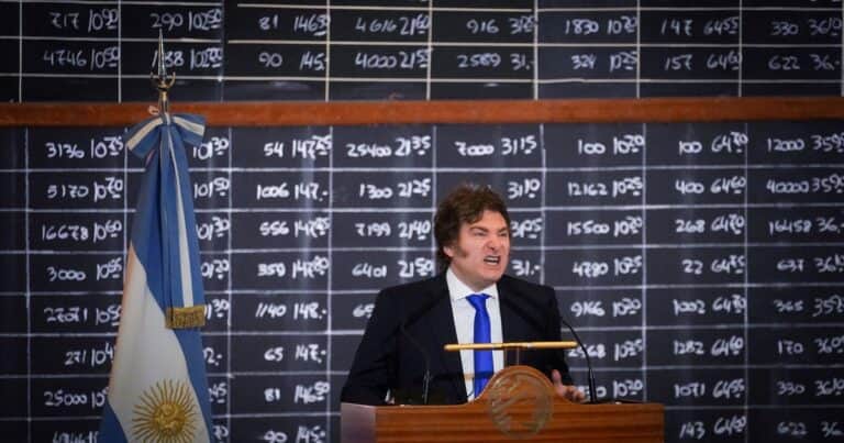 Frenar los DNU, negociar la caja: la oposición ahora apunta a arrinconar a Milei con el Presupuesto 2026