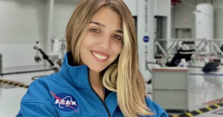 Quién es la joven argentina aspirante a astronauta con la que almorzará Milei en Los Angeles