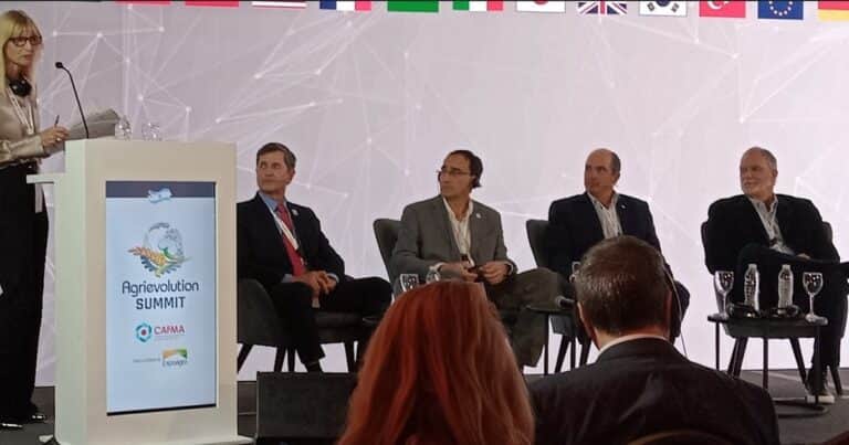 Siembra directa y secuestro de carbono: el rol de la mecanización a partir de la experiencia en Brasil y Argentina