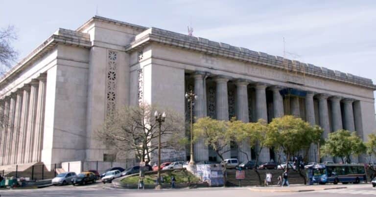 La UBA le pidió al Gobierno que no vete la Ley de Financiamiento Universitario