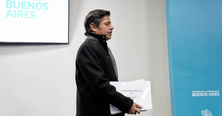 Tras el acto en Moreno, Kicillof fustigó a Milei: «LLA tiene un ejército de mamarrachos como candidatos en Provincia»