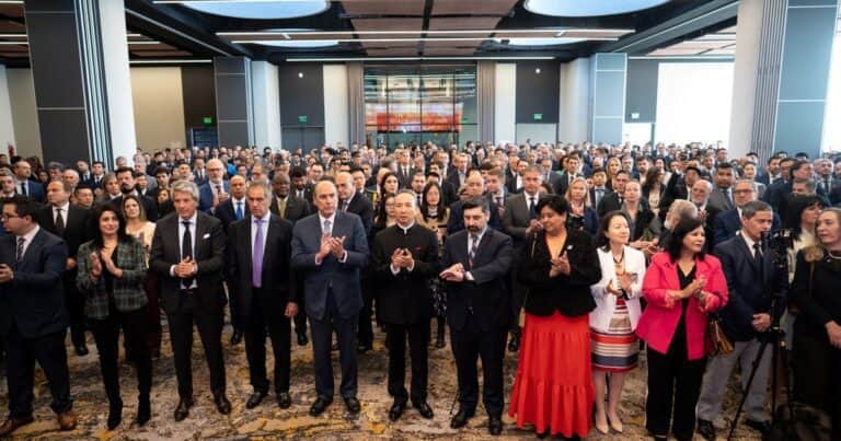 El embajador de China dijo que su país acompaña con el swap de monedas «la estabilización económica y financiera de Argentina»