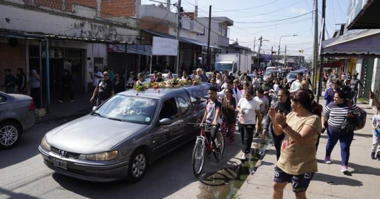 Cayó el presunto asesino del locutorio y reveló una oscura trama: mensajes íntimos, la remisería sospechosa y el rastro de una banda narco